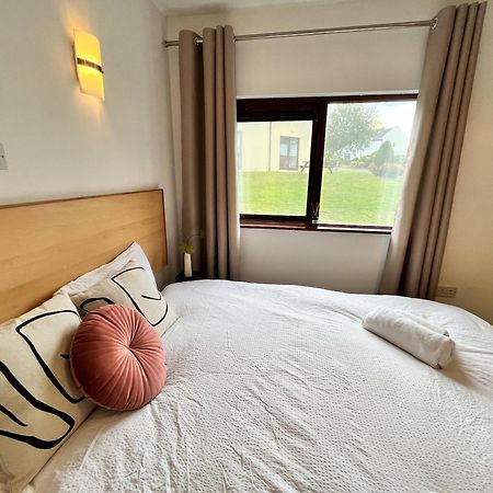 Sea Whispers - My Charming Costal Retreat In Youghal Exterior foto